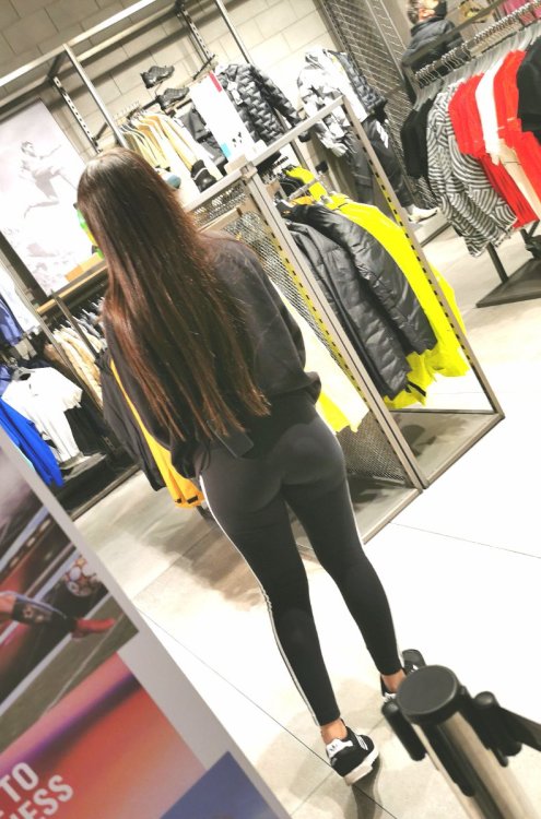 vendedora adidas (6).jpg