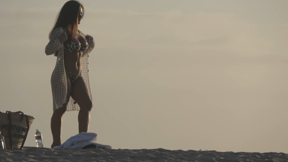 LATINAGODDESS.m4v_20180501_084918.312.jpg