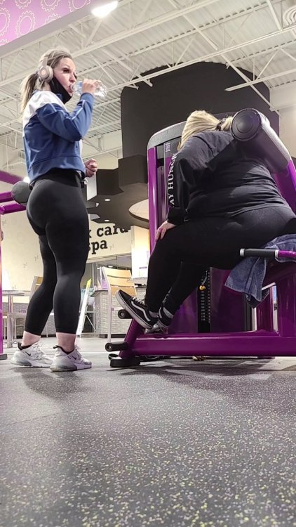 CurvyFineGilf.mp4_snapshot_01.13_[2022.12.02_10.59.58].jpg