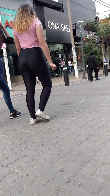 VideoCapture_20221215-221610.thumb.jpg.0a2058943988c8b11ceae75b0f5b12a3.jpg