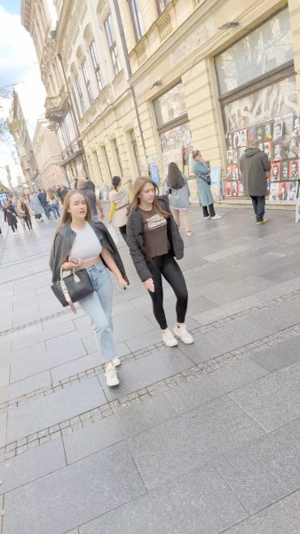 tiny bubble butt with a jeans gf.mp4_snapshot_00.01.337.jpg