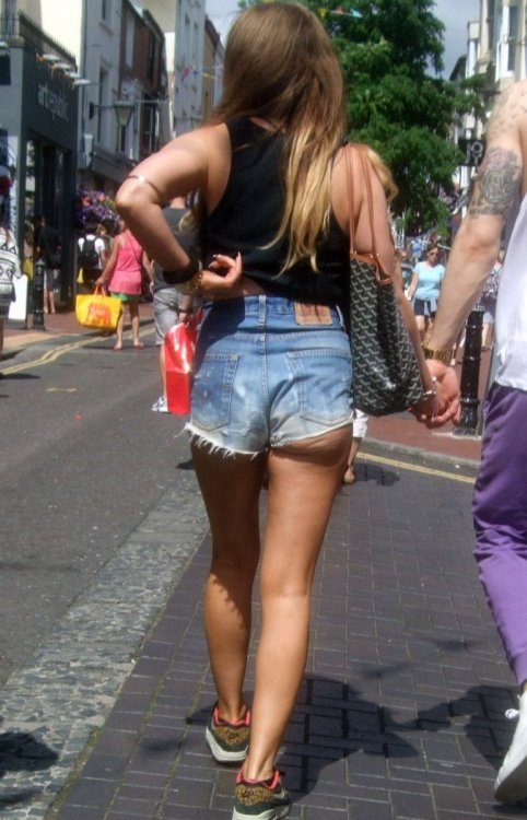 candidfiles_1591278222_823bcb.jpg