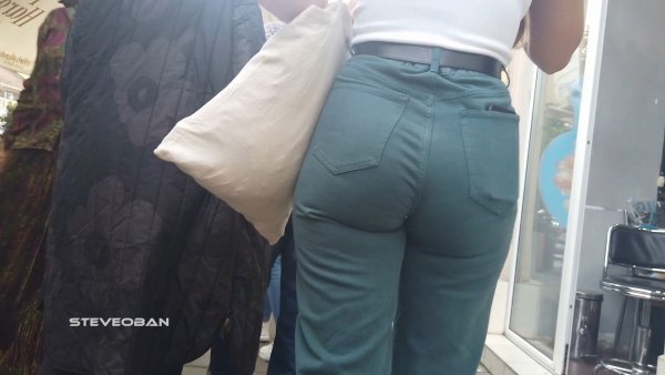 cap_steveoban_pawgtourist_00_04_53_20.jpg.4425b3f7e408c2219c5c7374000f1b50.jpg
