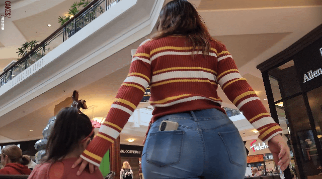 SmartSelect_20230308_232731_VideoPlayer.gif.6dc5cd0ee331861fef3db47cfda416b2.gif