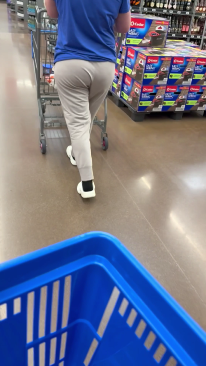 Crazy-wobble-on-this-pawg_7562_2.png