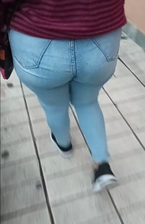 ShowAss_2.png