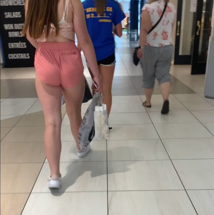cap_Cheeseburger Teen Butt_00_00_24_01.jpg