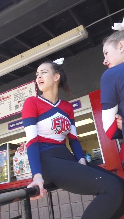 spandex-teens-video-collection-37-2.thumb.jpg.6e57a7b86f3db45cc4f9b64af601e5c1.jpg
