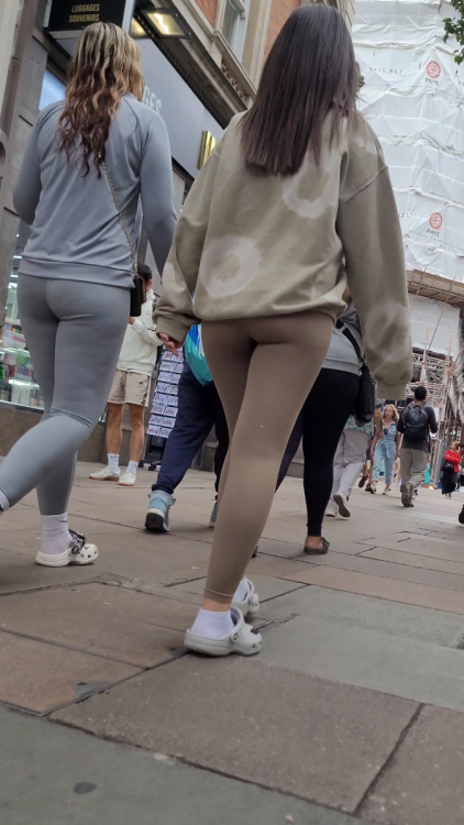 Brown and grey 4k_4.png