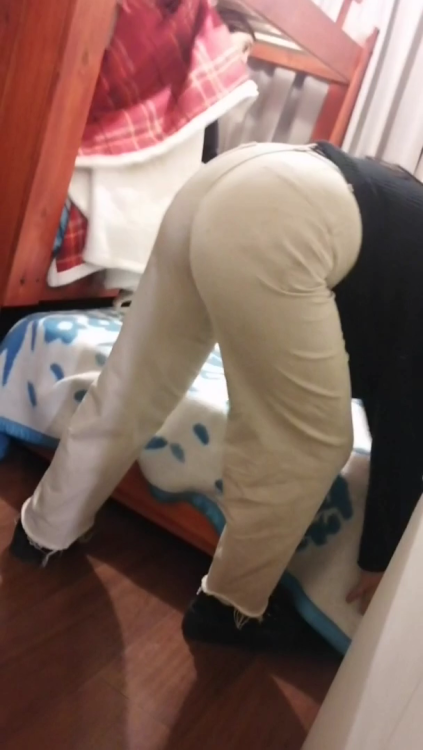 My Sister provocating me with her delicious ass_1.png