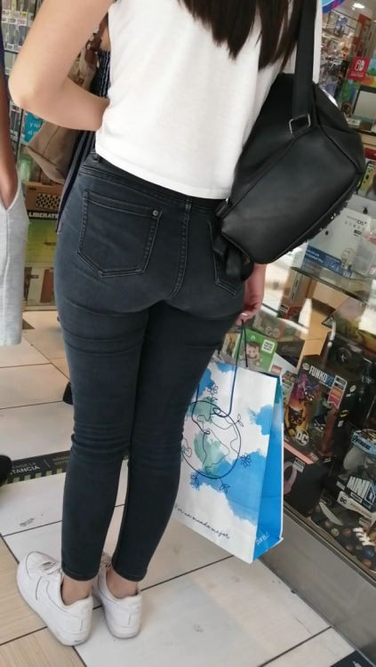 Sexy latina in tight jeans ass-1080p_5.png