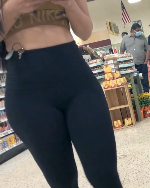 2024-10-2218_57_26-shopingbutt.mp4-PotPlayer.thumb.jpg.2e4369d903c29cc60fa5279b4d1ba41a.jpg