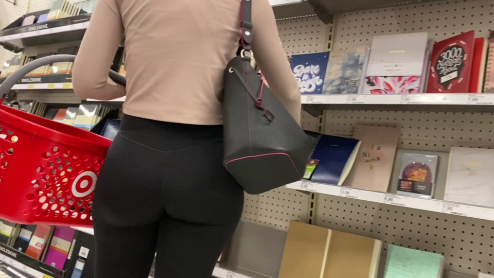 CollegePlumpAssBlonde_4.png.a1f8ea9d72ffa423821035c045857de3.png