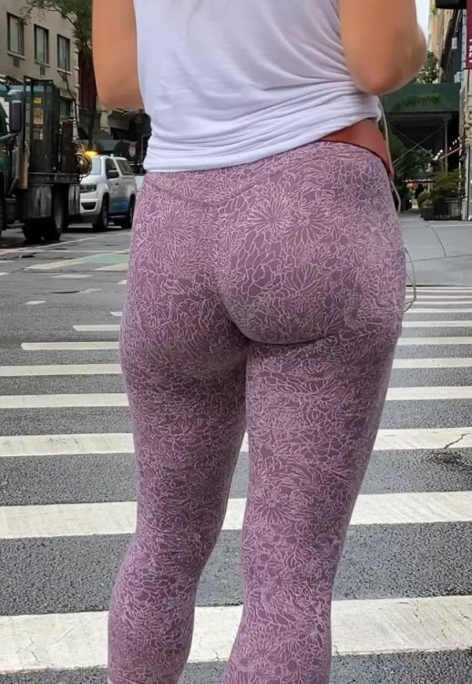 floralbooty.mp4-PotPlayer(4).thumb.jpg.884838a8cf6708200d7ff7aaee0e9a1a.jpg