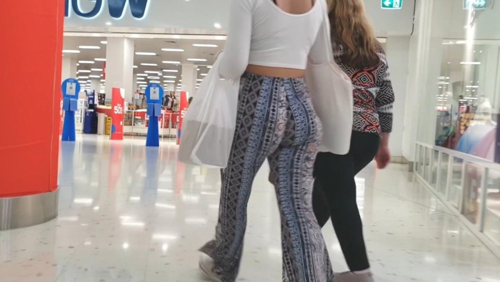 monsterjiggle.mp4_snapshot_02_34_260.thumb.jpg.740cb3124e20a52ddf14b5a0ab5ea137.jpg