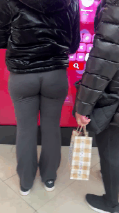 Blackpants4(2).gif.e5470af035ceeecb259cdedc895f825f.gif