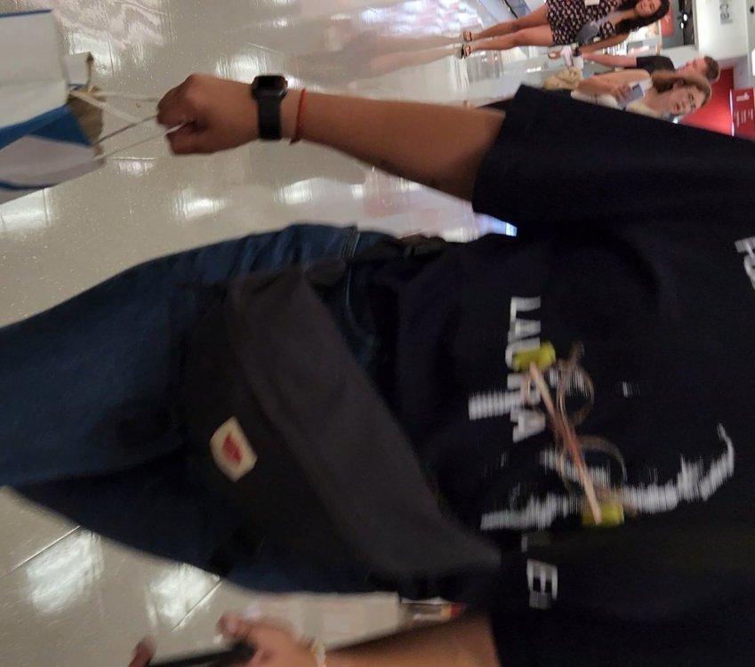 VideoCapture_20250426-235721.jpg