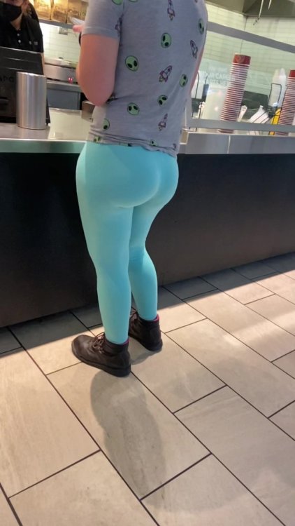 vlcsnap-2025-05-19-20h50m20s735.jpg