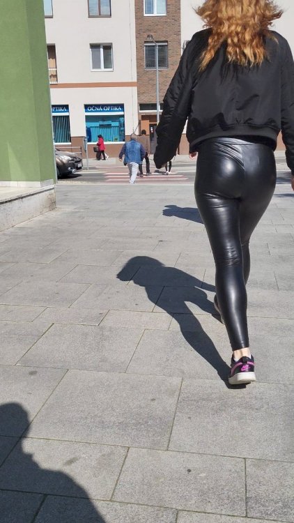 20250620192209.thumb.jpg.6b03d1921af51a7733b6eca3f4a6dca7.jpg