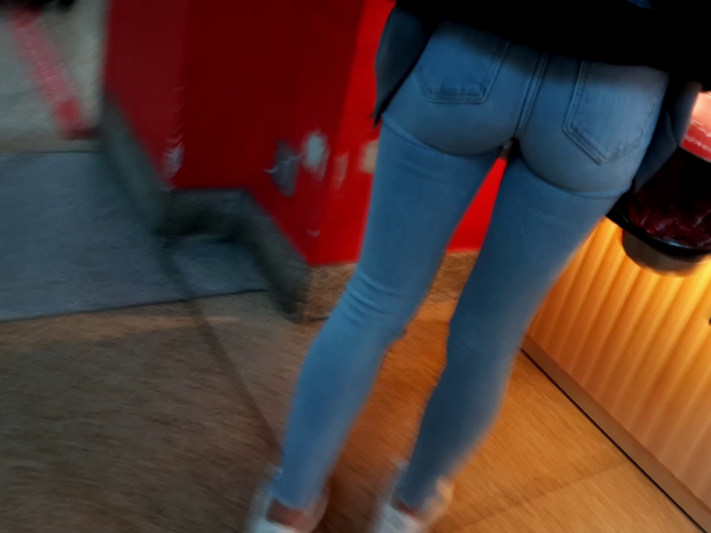 Milf in thight Jeans with nice Ass (3).png