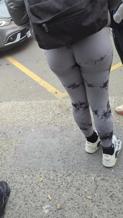 screenshot_this_ass_made_to_be.watched.mp4_1756005838034.thumb.png.73fbb57d02f6249be5246833a7f8dfeb.png
