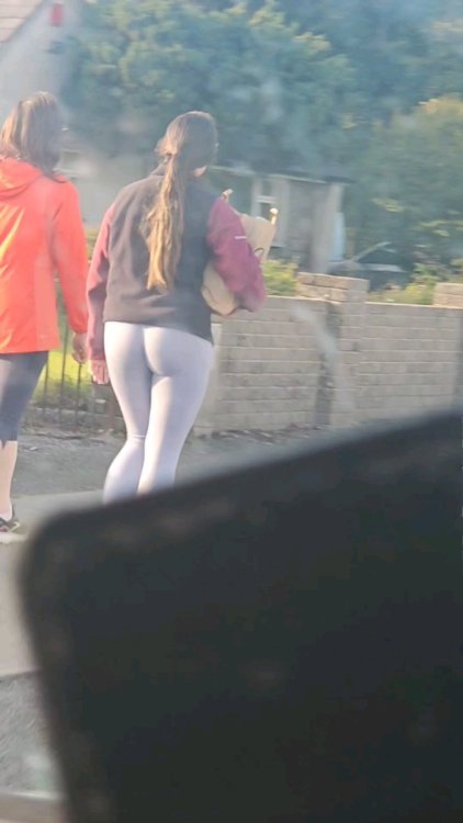 1000021495_frame_20.jpg