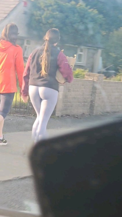 1000021495_frame_22 (1).jpg