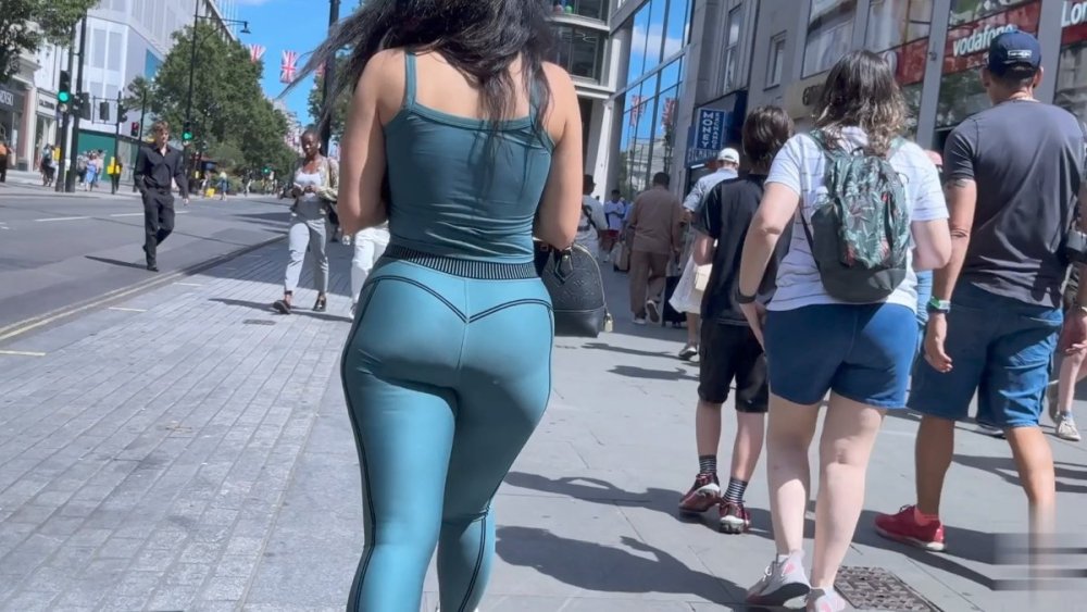 20251007010759.thumb.jpg.c1907d086412f574d34ca4e39b22a91a.jpg