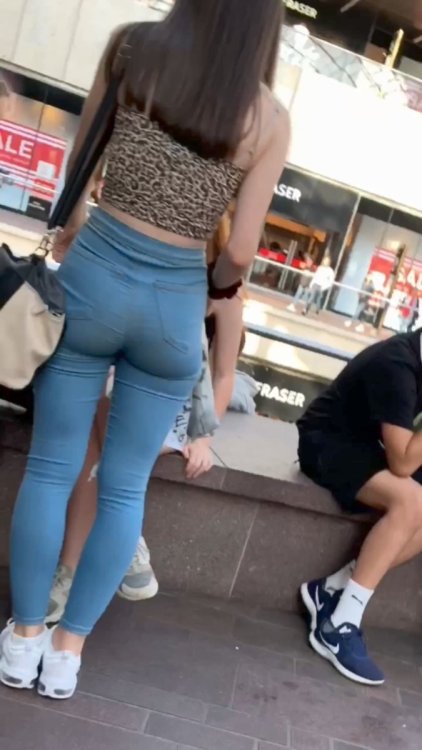 20251112112408.thumb.jpg.99b4138e8eef0b98bbc9734c99a5ba54.jpg