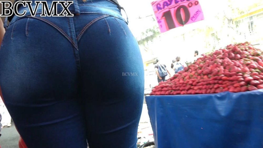 vf_older woman with a round butt_36000.jpeg