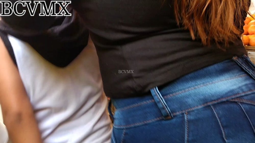 vf_older woman with a round butt_78000.jpeg