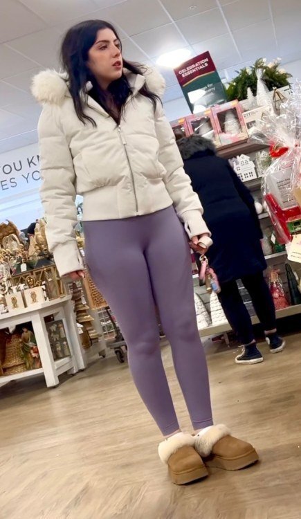 ISIMG-1061597.thumb.jpeg.d85488080e4b44e1e98d0d885b328015.jpeg.4c1ca2497224813088b45f984a997c47.jpeg