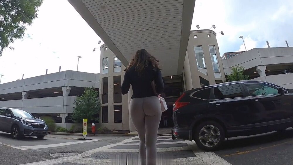 Candid Ass.mp4_snapshot_05.50_[2026.04.12_21.15.11].jpg