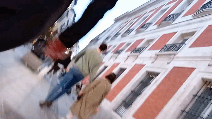 Candid(1).gif.a369ec45468a3aa143be928c8f41f237.gif