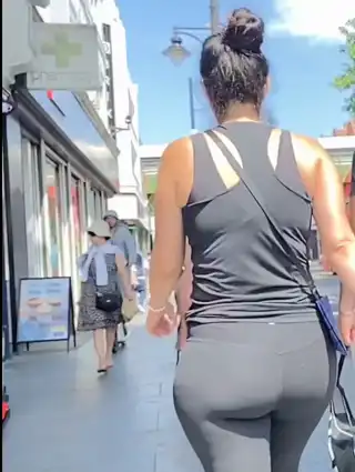 Leggings.webp